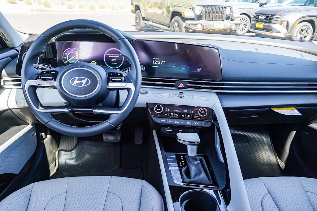 Thumbnail: 2025 Hyundai Elantra - 2