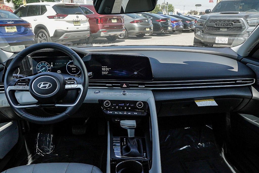 Thumbnail: 2025 Hyundai Elantra - 2