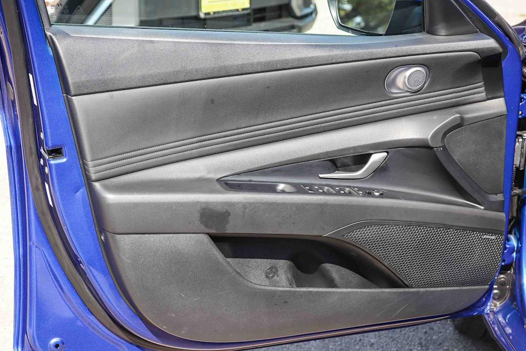 Thumbnail: 2023 Hyundai Elantra - 24