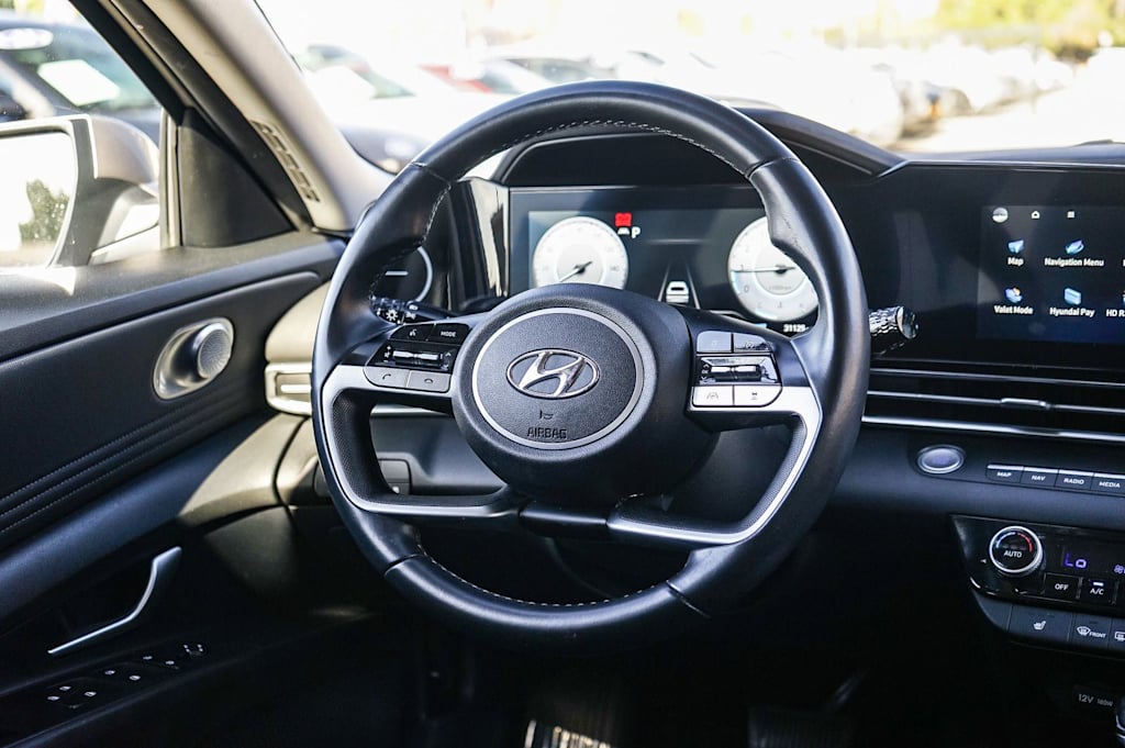 Thumbnail: 2023 Hyundai Elantra - 13