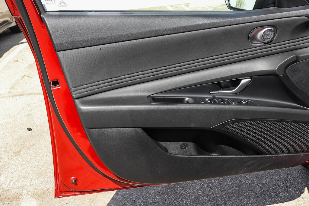 Thumbnail: 2023 Hyundai Elantra - 26