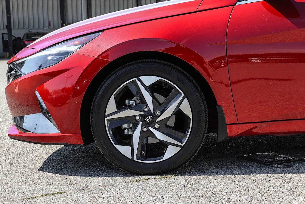 Thumbnail: 2023 Hyundai Elantra - 6