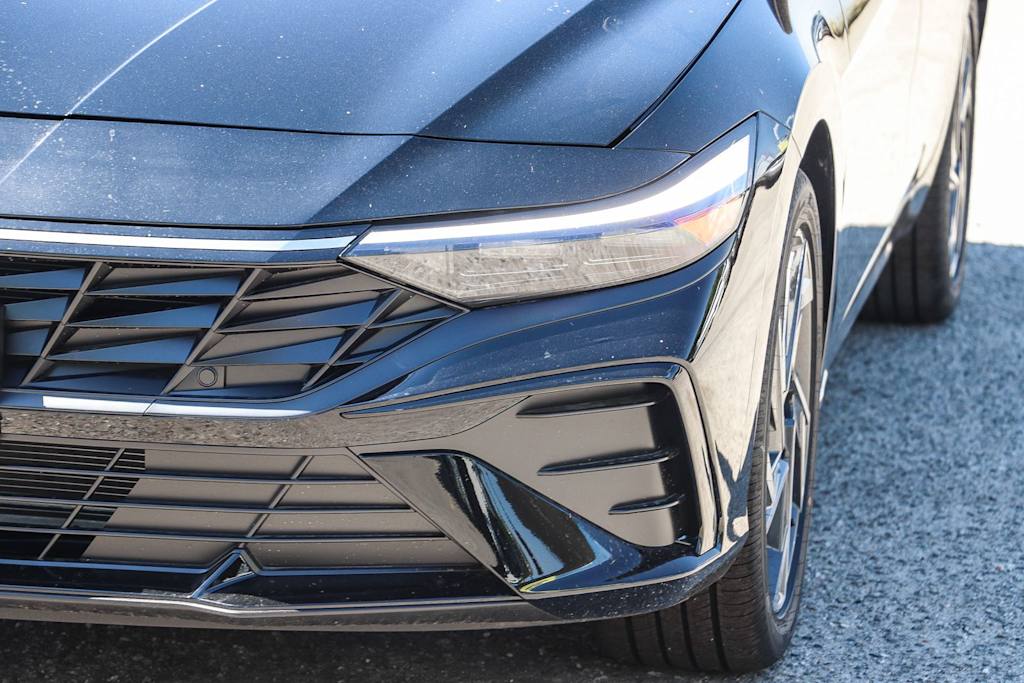 Thumbnail: 2026 Hyundai Elantra - 16