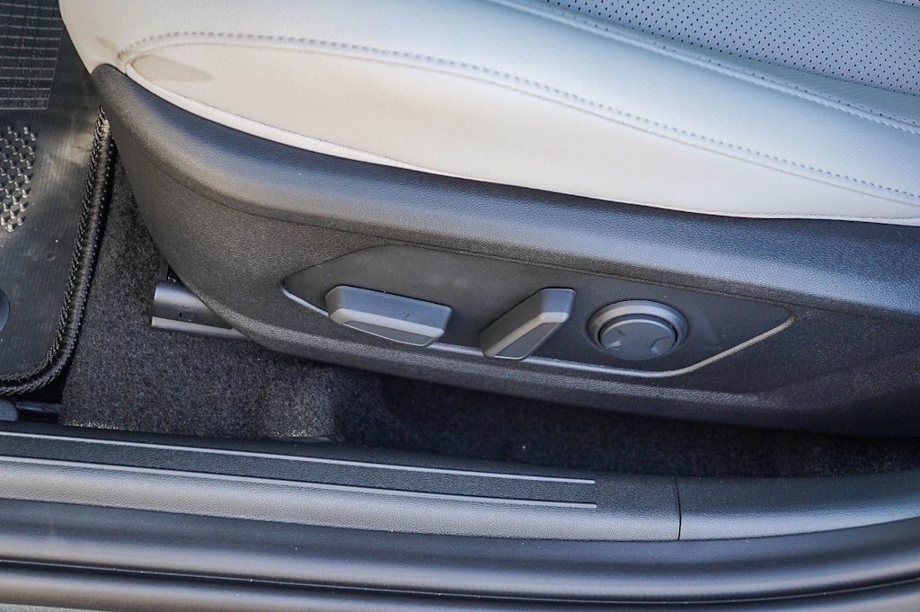 Thumbnail: 2026 Hyundai Elantra - 24
