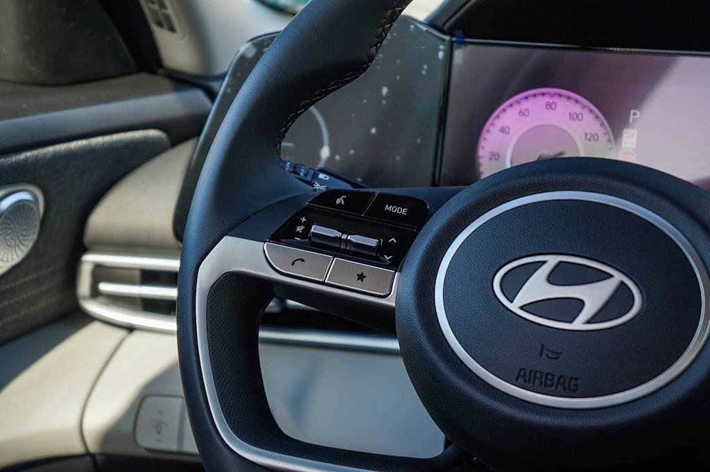 Thumbnail: 2026 Hyundai Elantra - 19