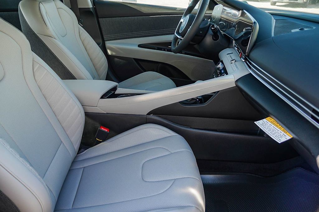 Thumbnail: 2026 Hyundai Elantra - 7