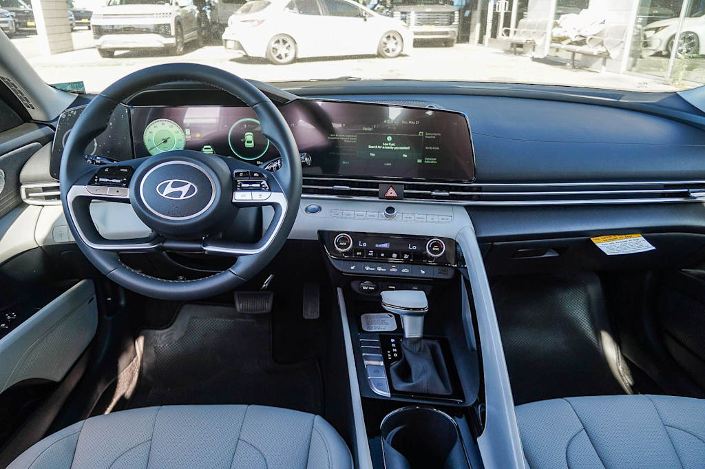 Thumbnail: 2026 Hyundai Elantra - 2