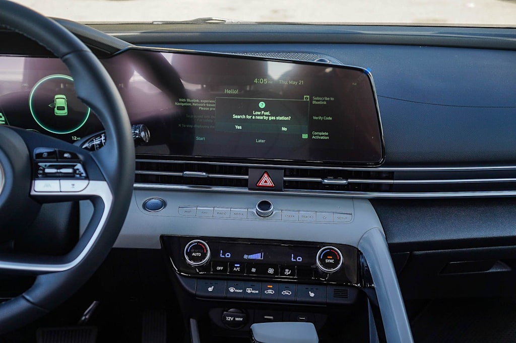 Thumbnail: 2026 Hyundai Elantra - 10