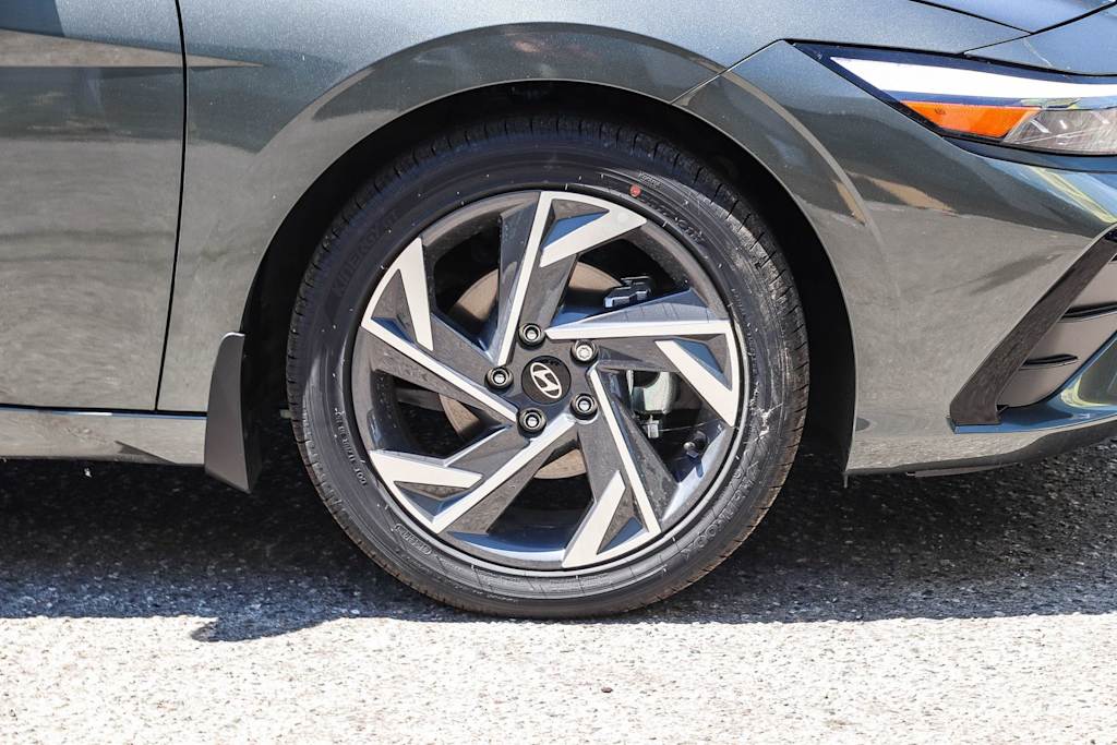 Thumbnail: 2026 Hyundai Elantra - 6
