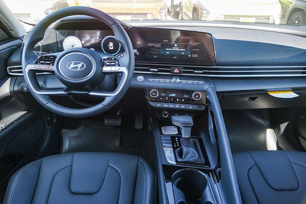 Thumbnail: 2026 Hyundai Elantra - 2