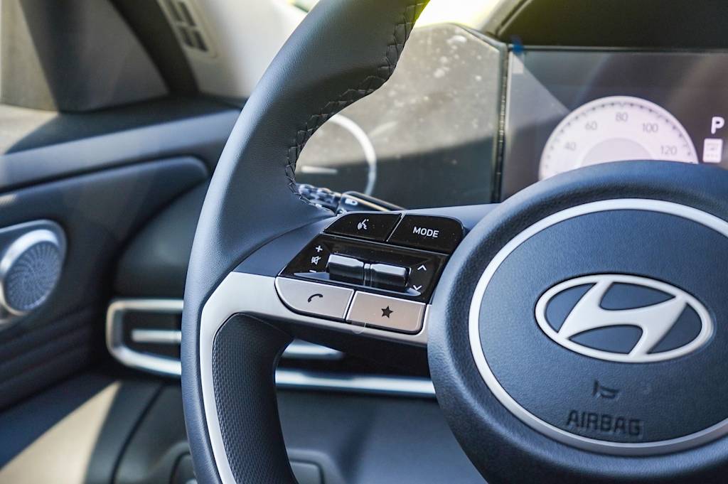 Thumbnail: 2026 Hyundai Elantra - 22