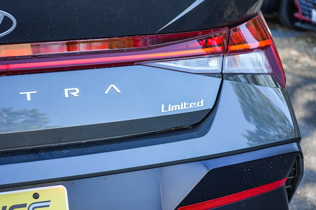 Thumbnail: 2025 Hyundai Elantra - 24