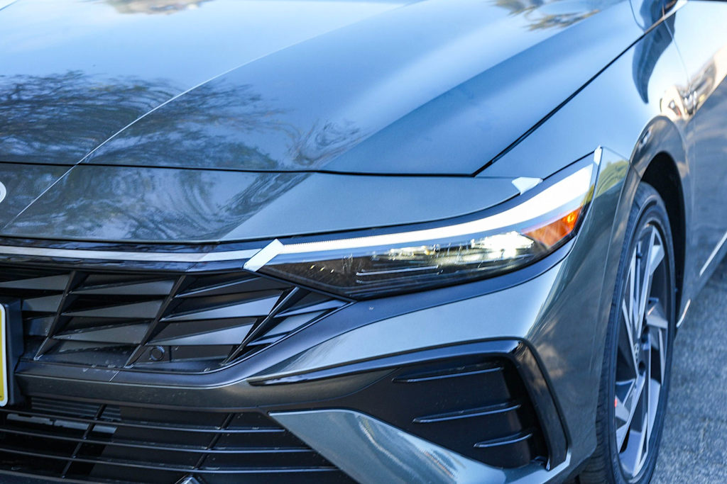 Thumbnail: 2025 Hyundai Elantra - 18