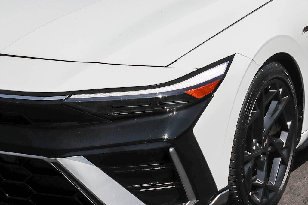 Thumbnail: 2025 Hyundai Elantra - 20