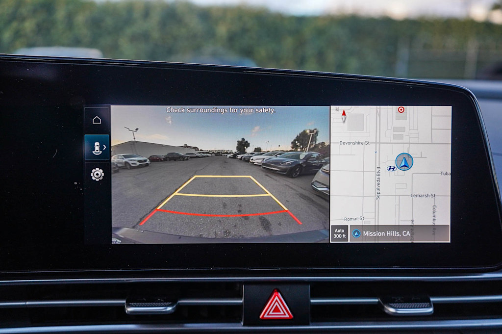 Thumbnail: 2023 Hyundai Elantra - 25