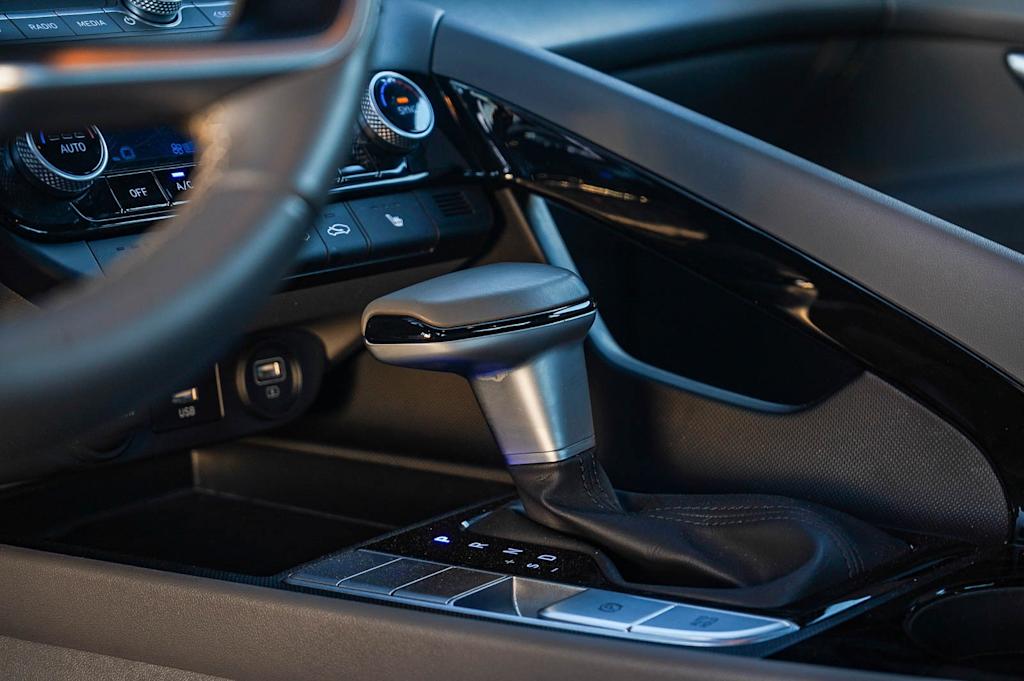 Thumbnail: 2023 Hyundai Elantra - 14