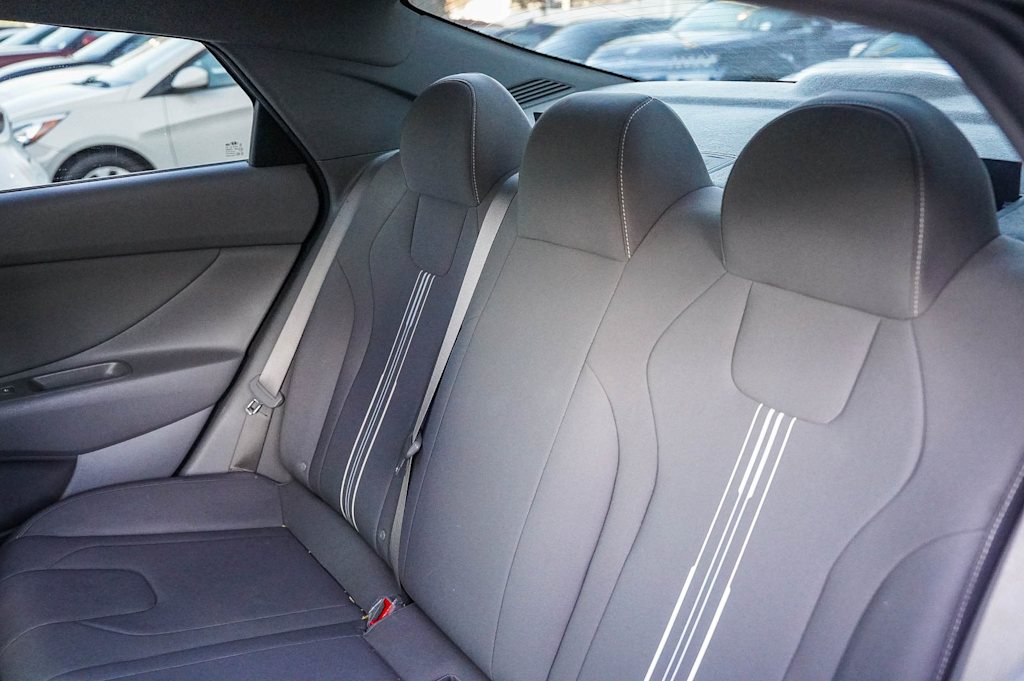 Thumbnail: 2023 Hyundai Elantra - 8