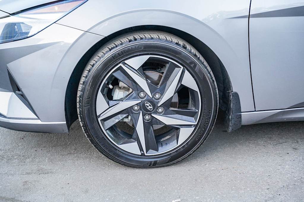 Thumbnail: 2023 Hyundai Elantra - 5