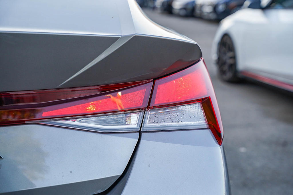 Thumbnail: 2023 Hyundai Elantra - 16