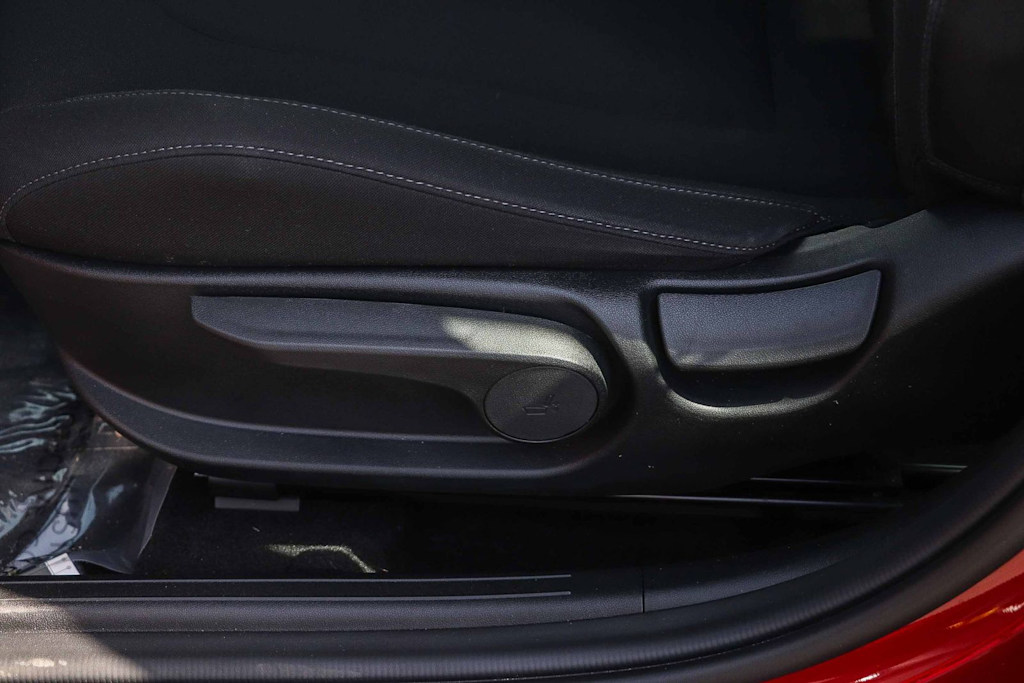 Thumbnail: 2024 Hyundai Elantra - 24