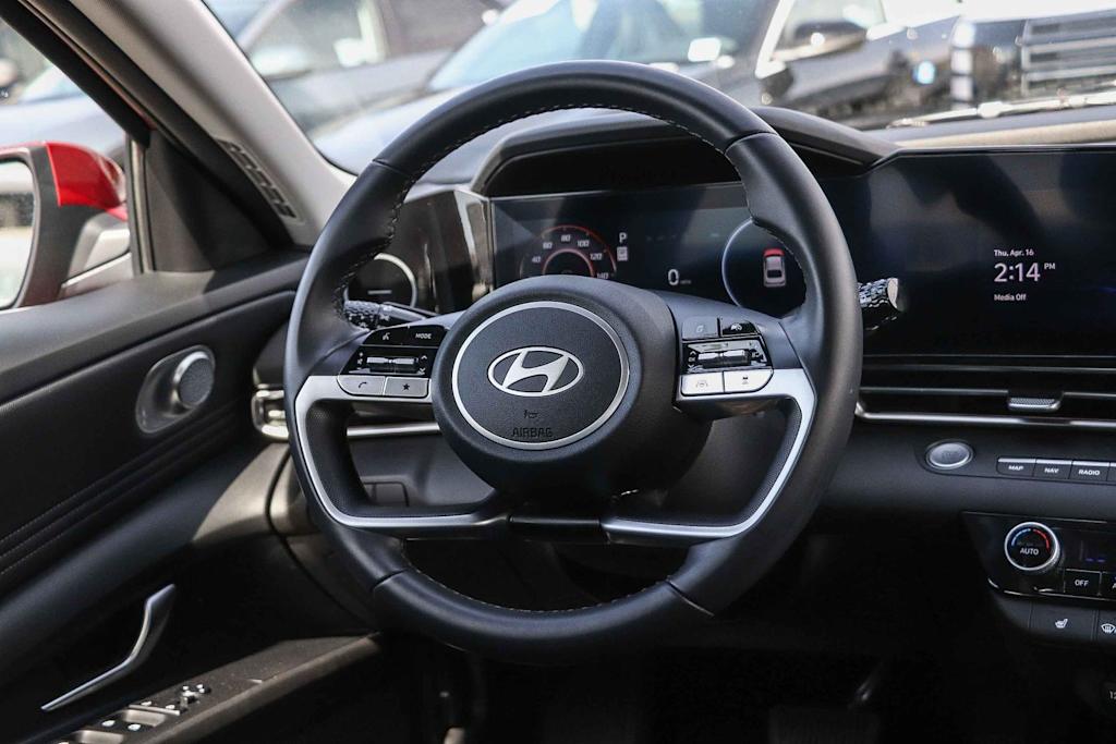Thumbnail: 2024 Hyundai Elantra - 12