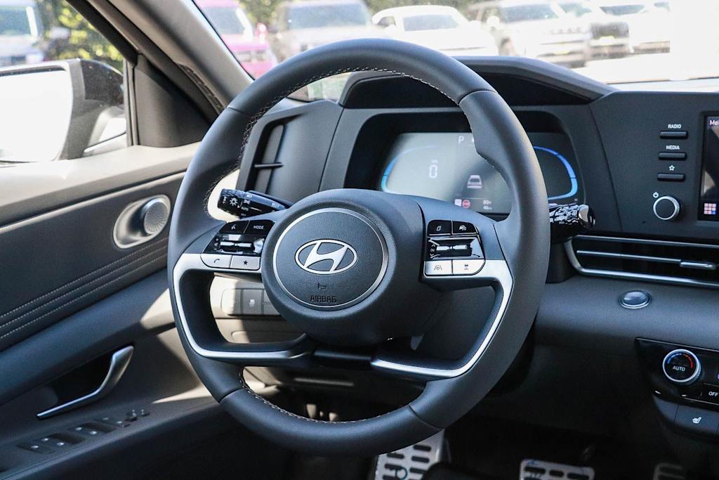 Thumbnail: 2026 Hyundai Elantra - 8