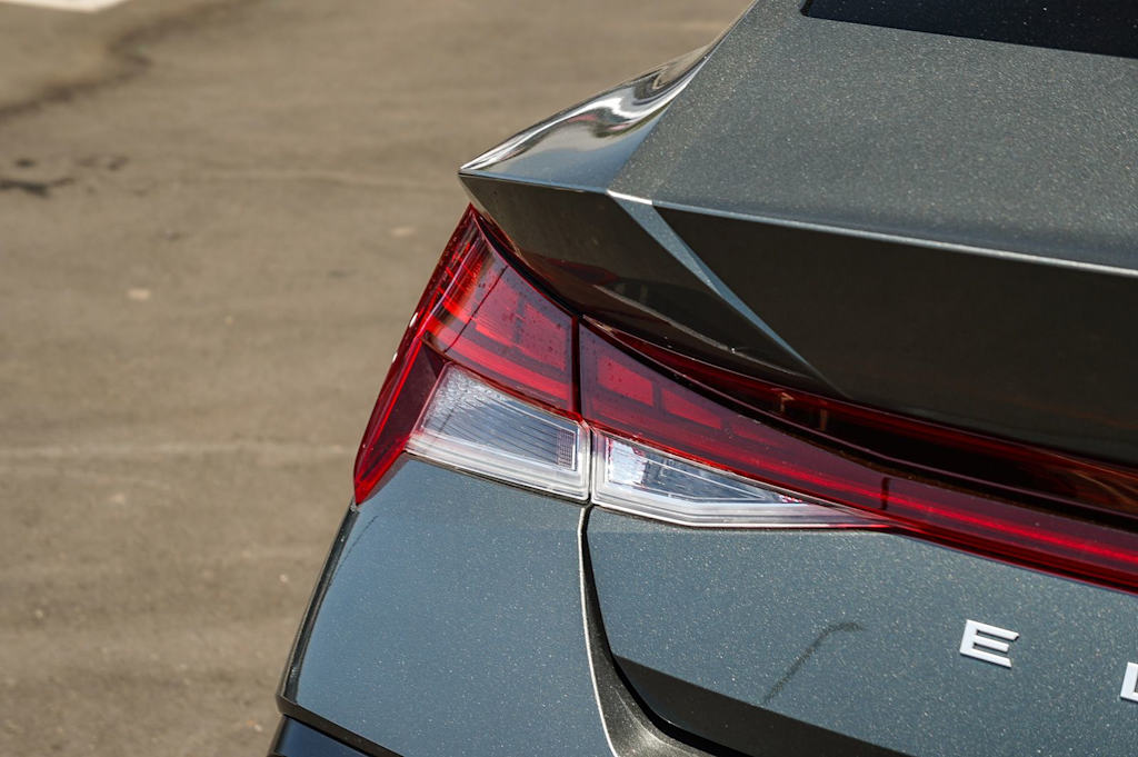 Thumbnail: 2025 Hyundai Elantra - 20
