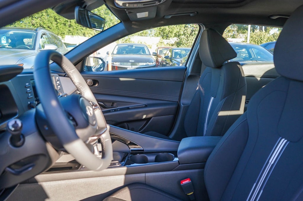 Thumbnail: 2026 Hyundai Elantra - 11