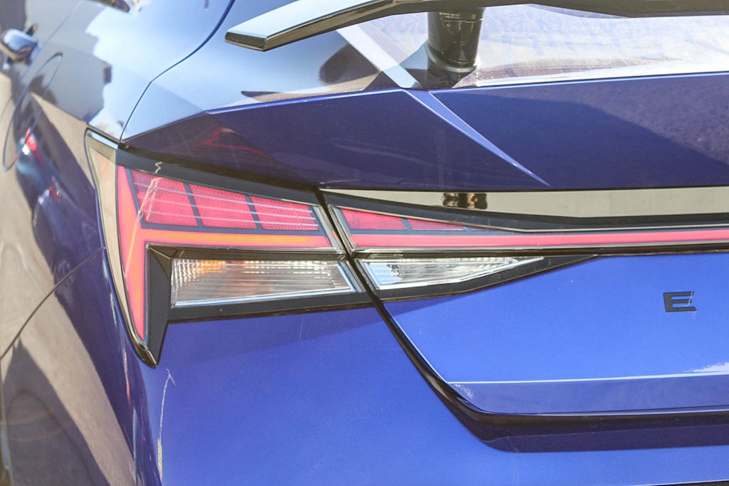 Thumbnail: 2025 Hyundai Elantra - 6