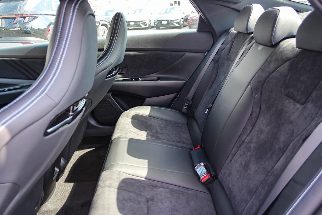 Thumbnail: 2025 Hyundai Elantra - 12