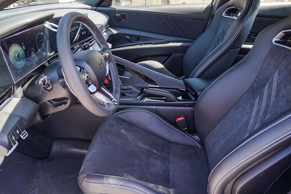 Thumbnail: 2026 Hyundai Elantra - 9
