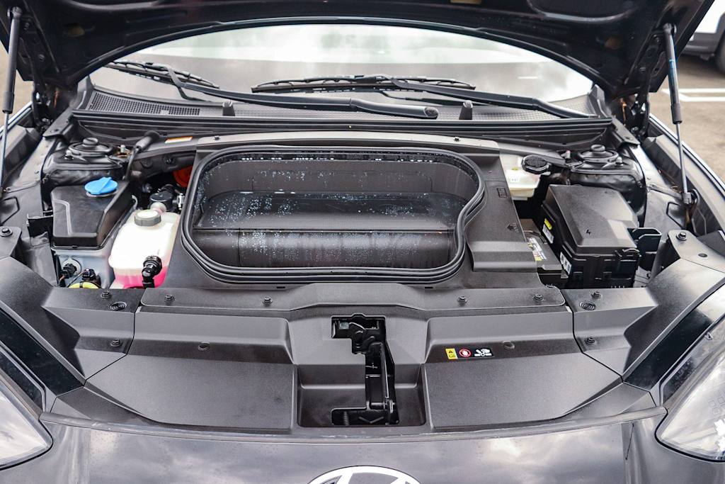 Thumbnail: 2024 Hyundai Ioniq 6 - 6