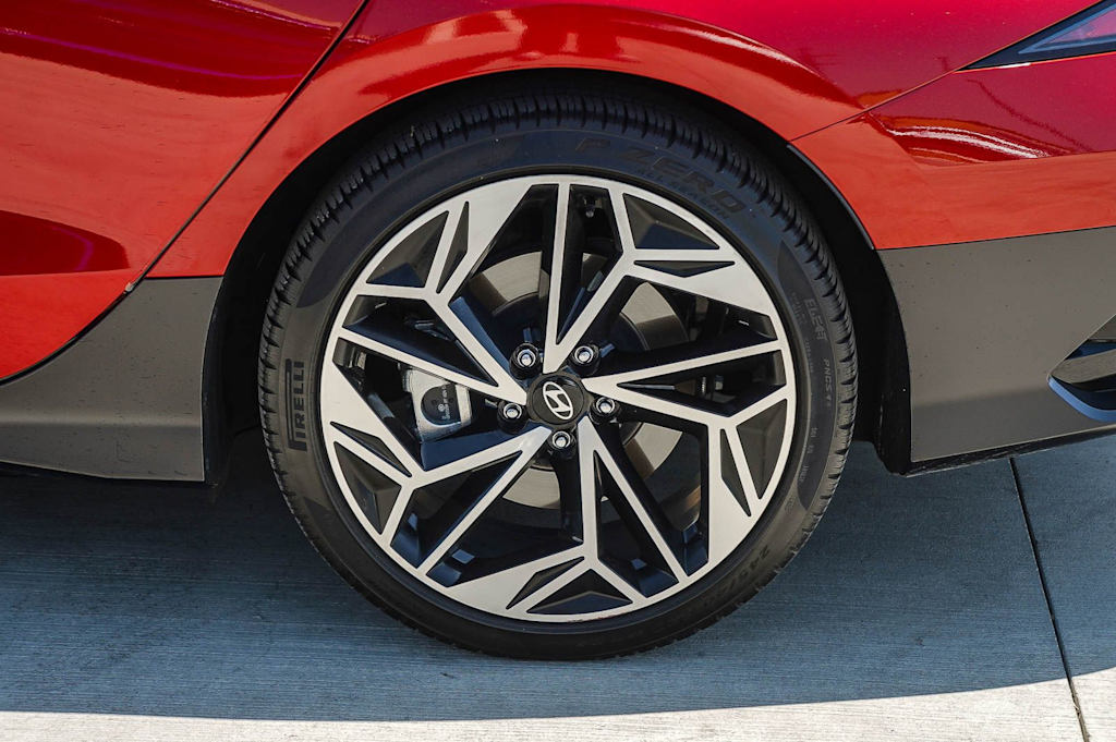 Thumbnail: 2024 Hyundai Ioniq 6 - 20