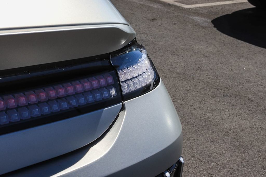 Thumbnail: 2023 Hyundai Ioniq 6 - 22