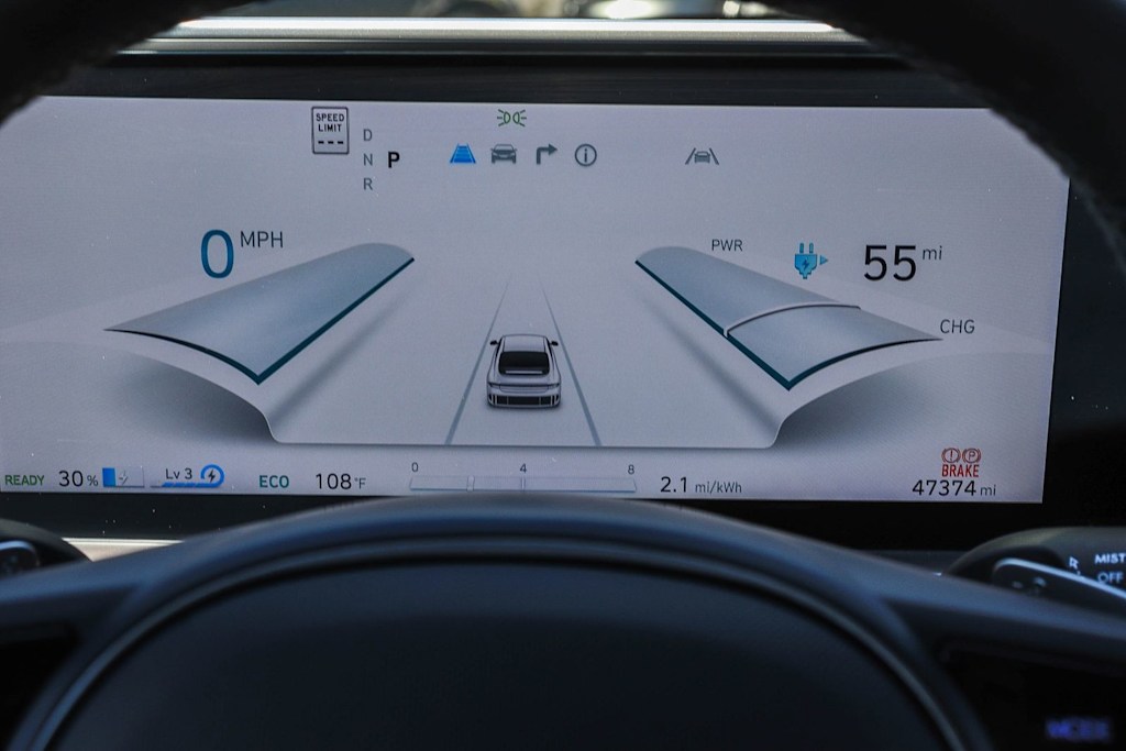 Thumbnail: 2023 Hyundai Ioniq 6 - 27