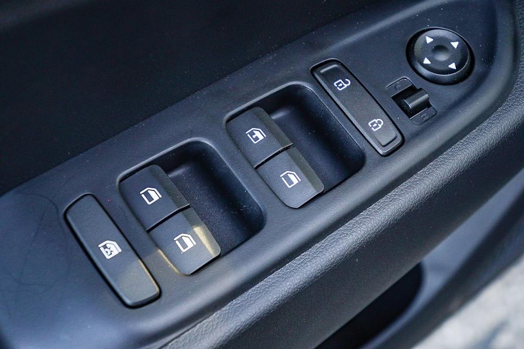 Thumbnail: 2026 Hyundai Venue - 25