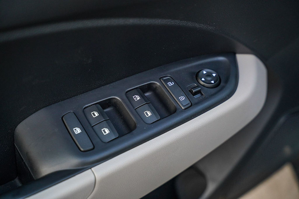 Thumbnail: 2026 Hyundai Venue - 23