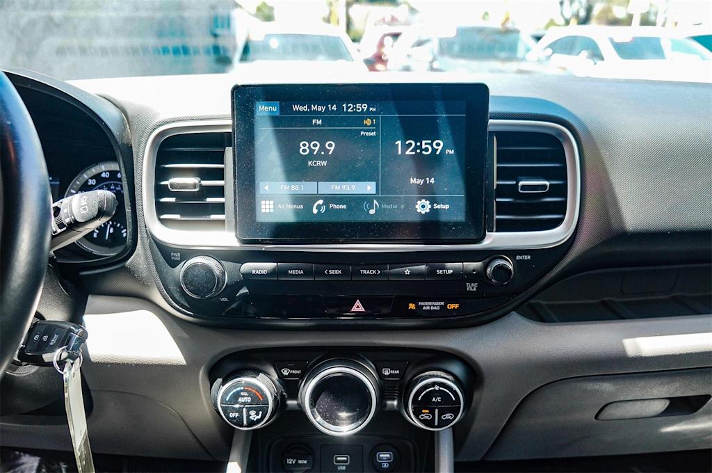 2021 Hyundai Venue SEL 26