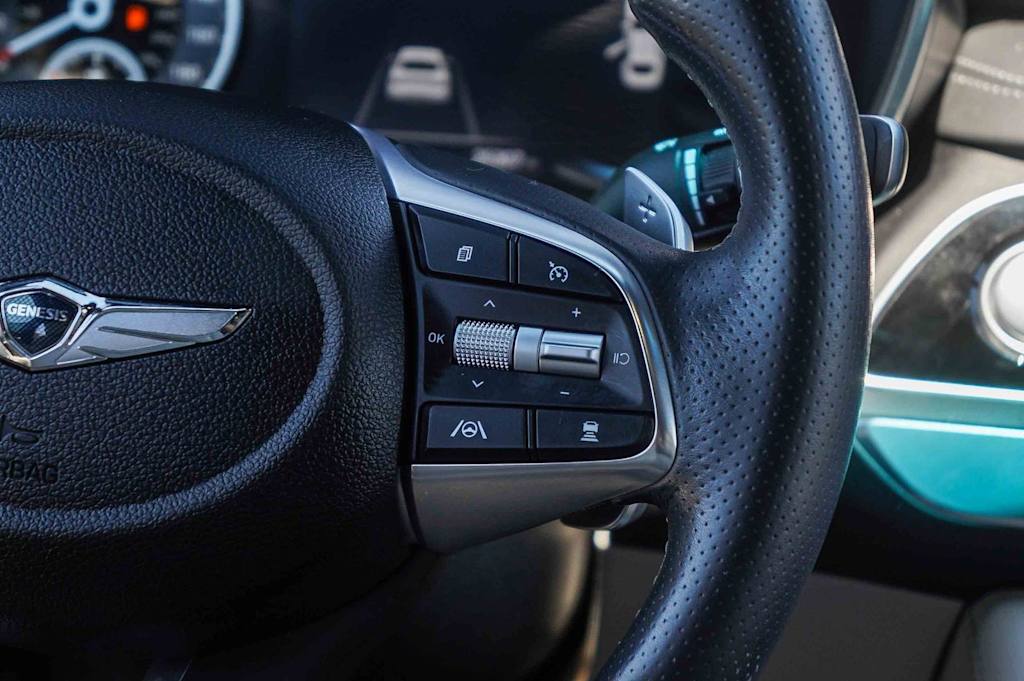 Thumbnail: 2023 Genesis G70 - 26