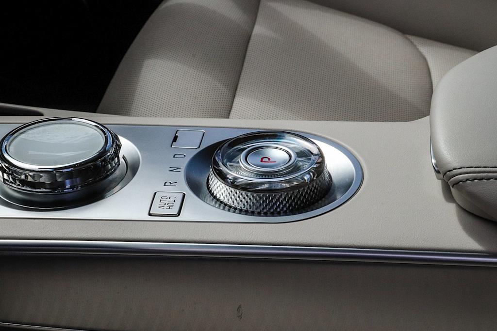 Thumbnail: 2022 Genesis GV70 - 13