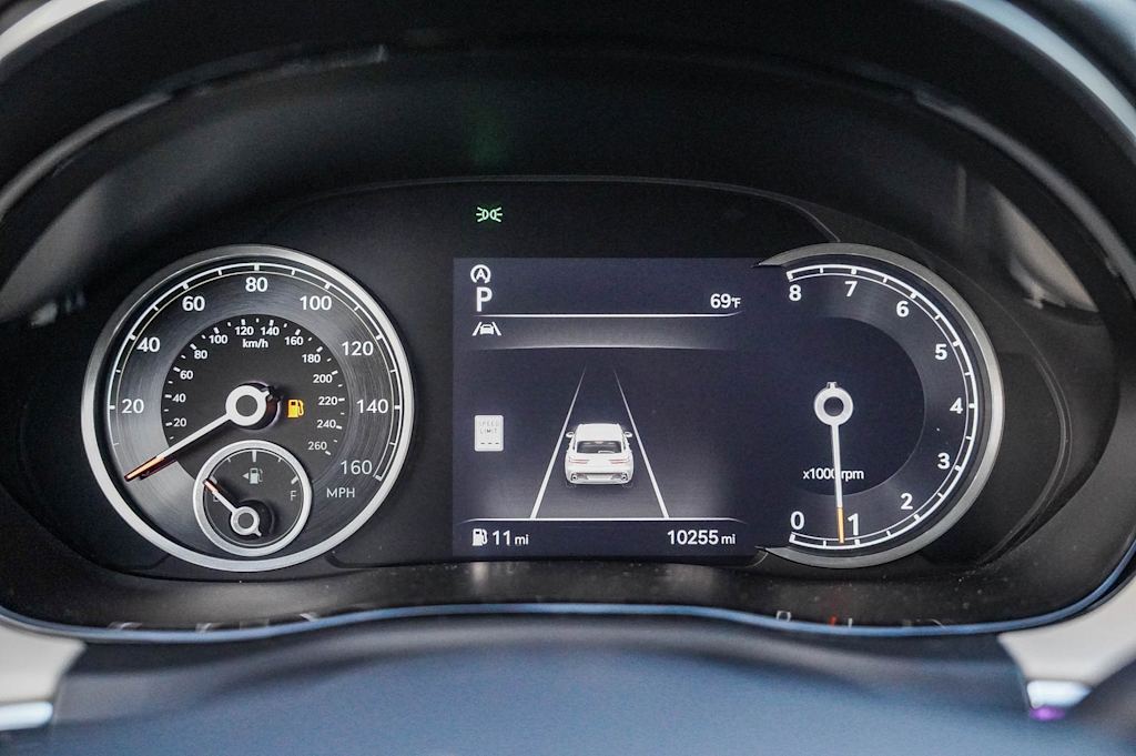 Thumbnail: 2023 Genesis GV70 - 16