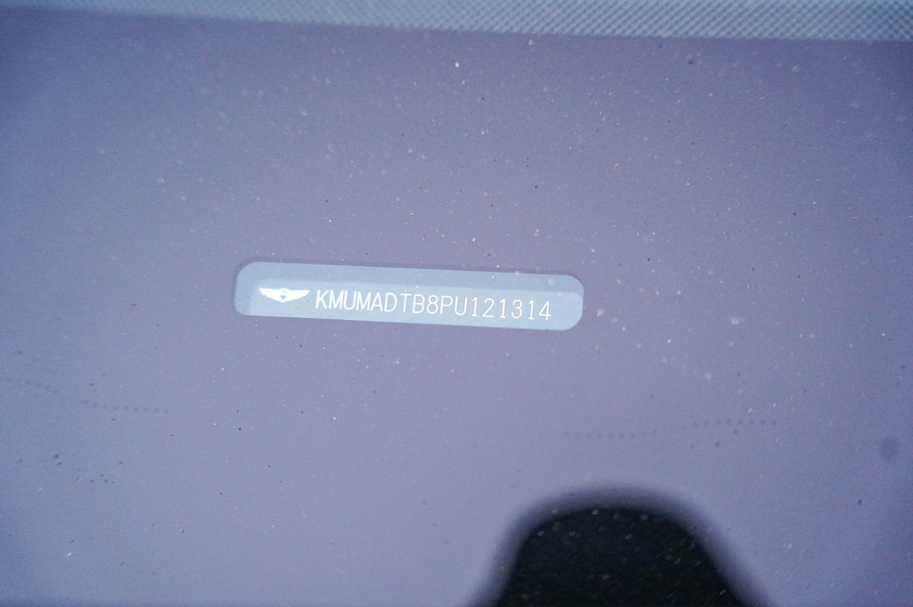 Thumbnail: 2023 Genesis GV70 - 27