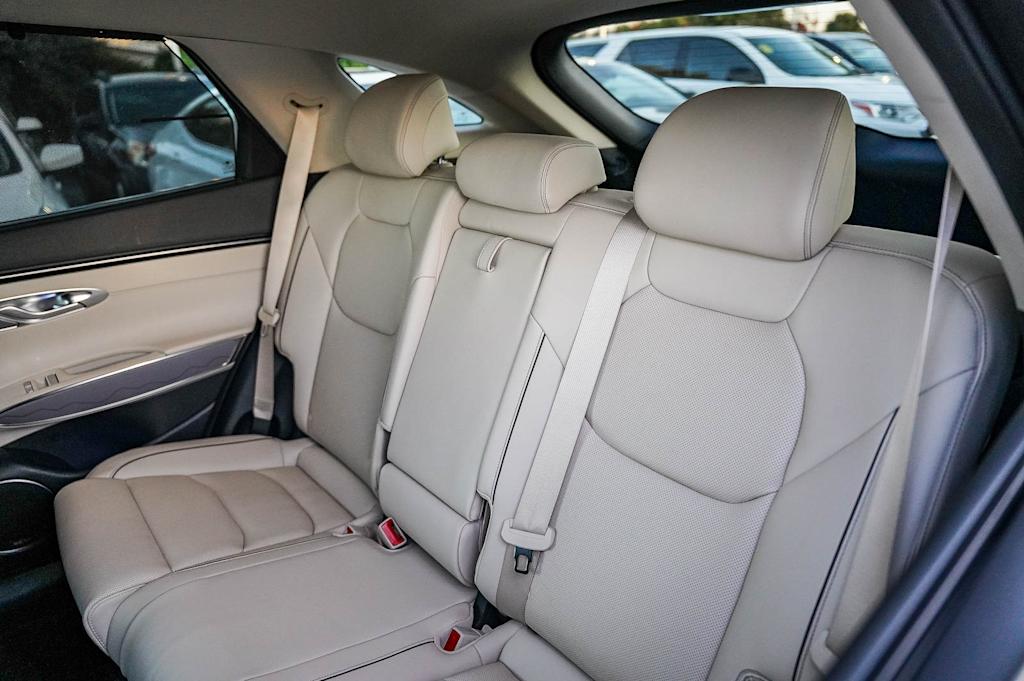 Thumbnail: 2023 Genesis GV70 - 12