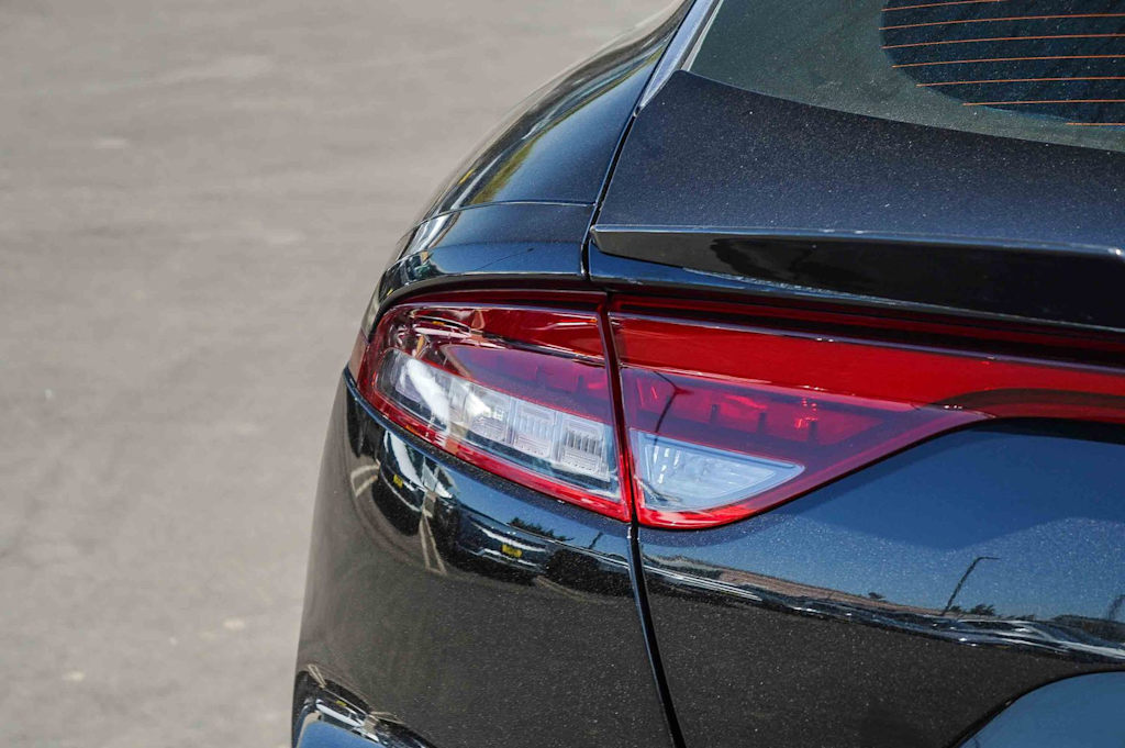 Thumbnail: 2022 Kia Stinger - 20