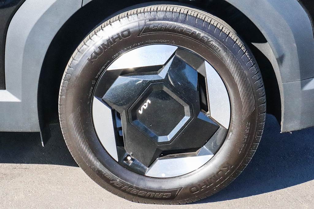 Thumbnail: 2024 Kia EV9 - 21