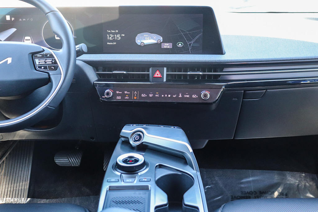 Thumbnail: 2023 Kia EV6 - 8
