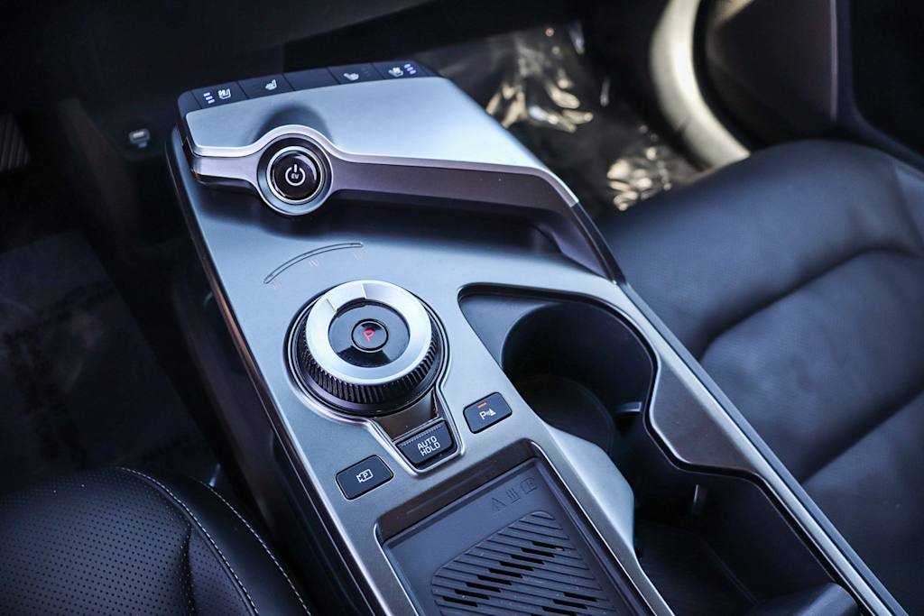 Thumbnail: 2023 Kia EV6 - 14
