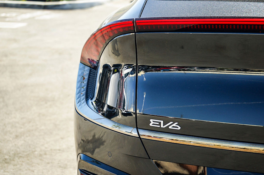 Thumbnail: 2023 Kia EV6 - 5