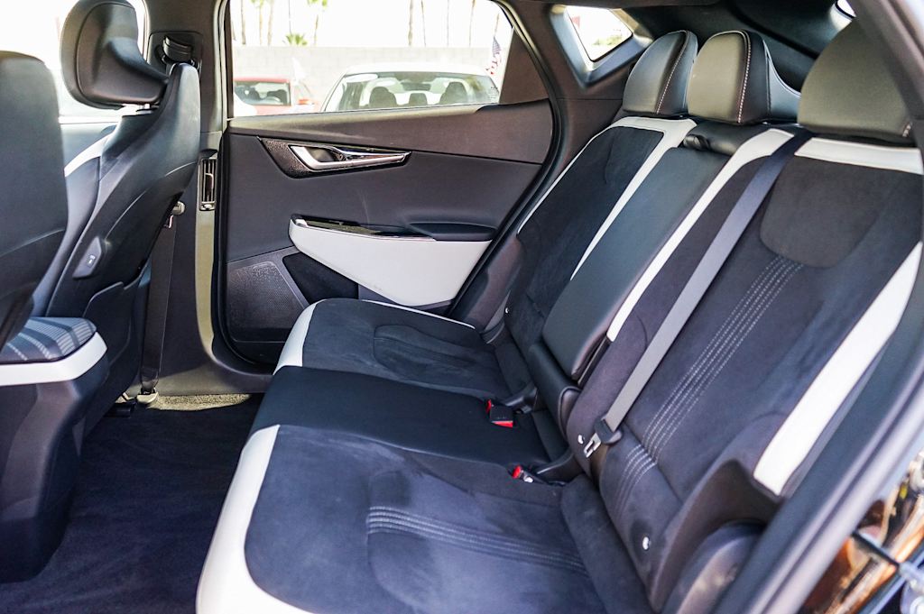Thumbnail: 2023 Kia EV6 - 11