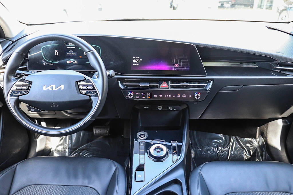 Thumbnail: 2023 Kia Niro - 2